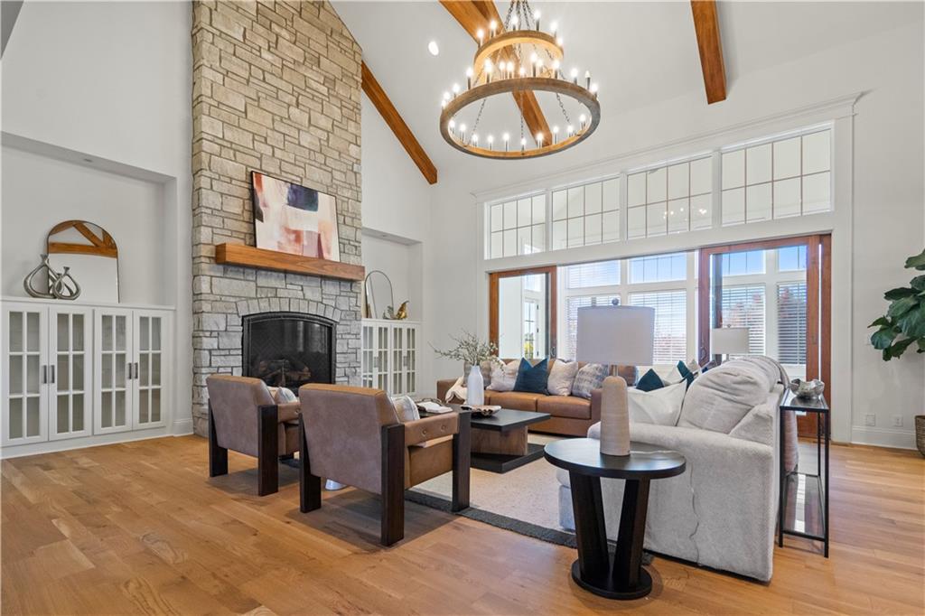 16520 Ballentine Street