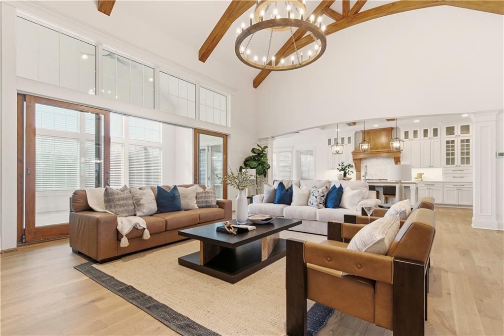 16520 Ballentine Street