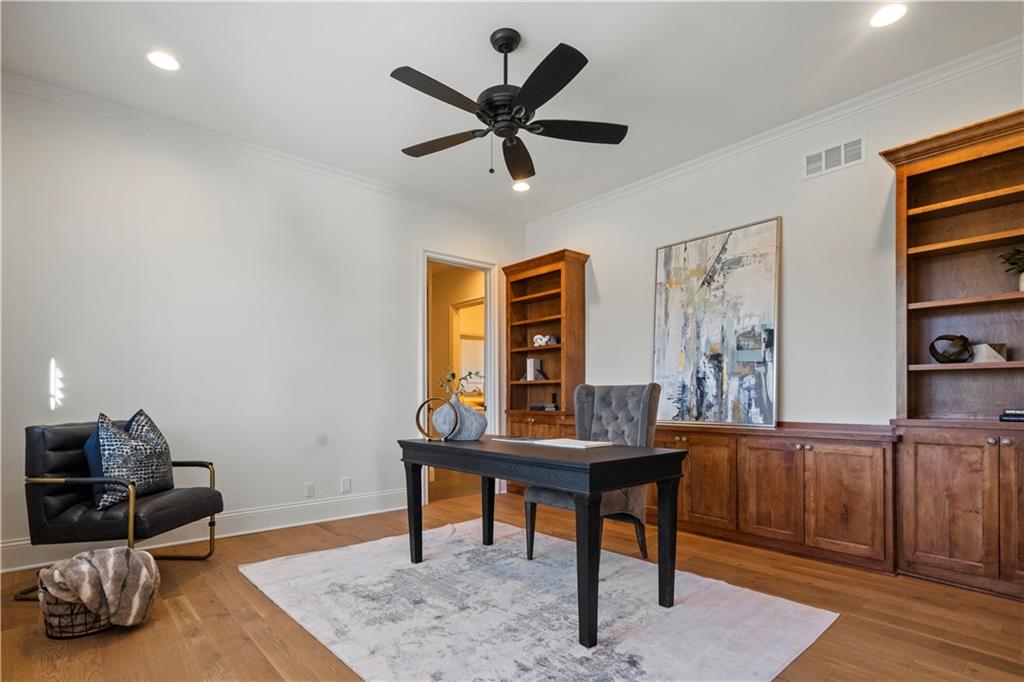 16520 Ballentine Street