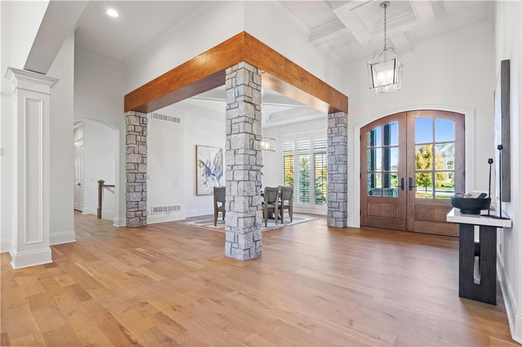 16520 Ballentine Street