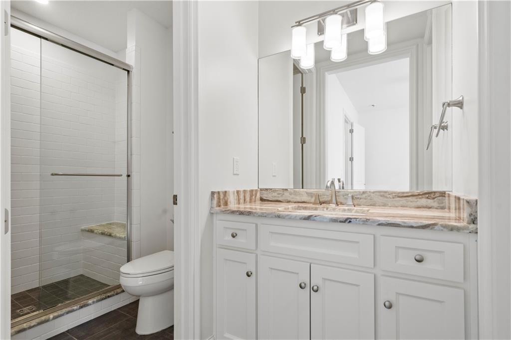 16520 Ballentine Street