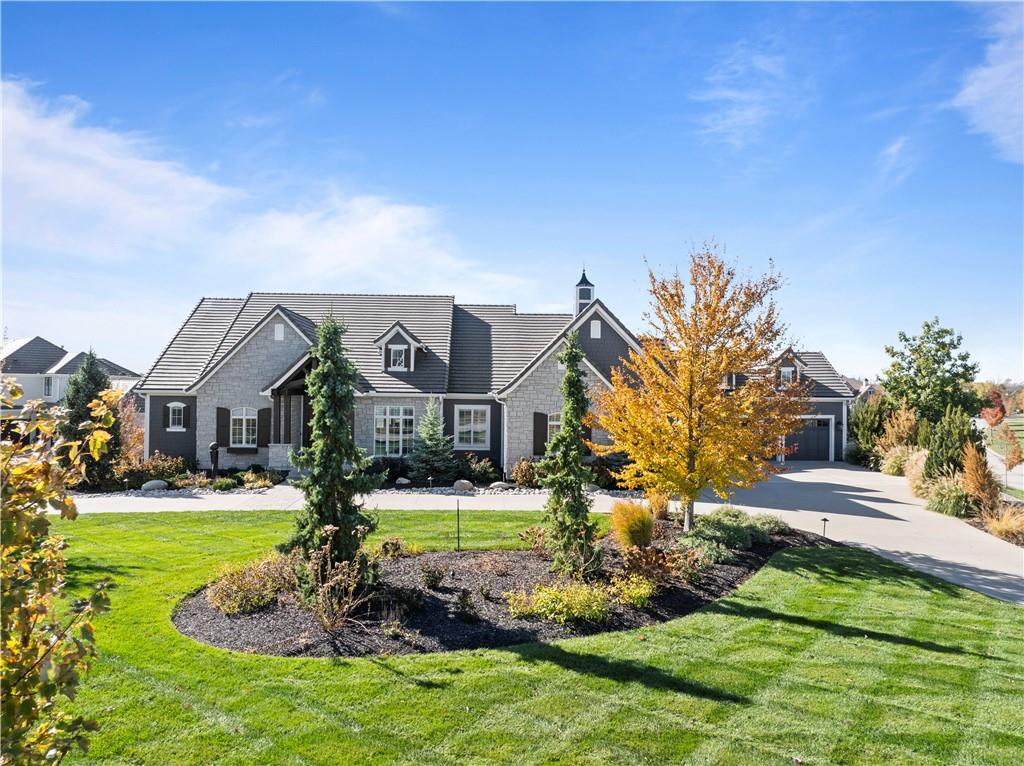 16520 Ballentine Street