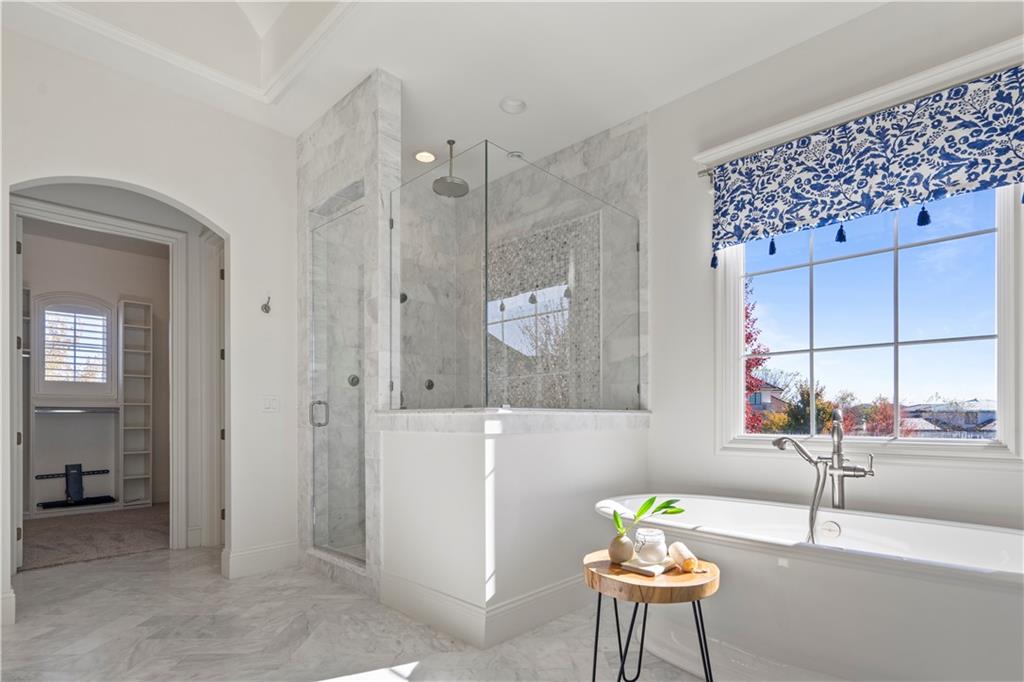 16520 Ballentine Street