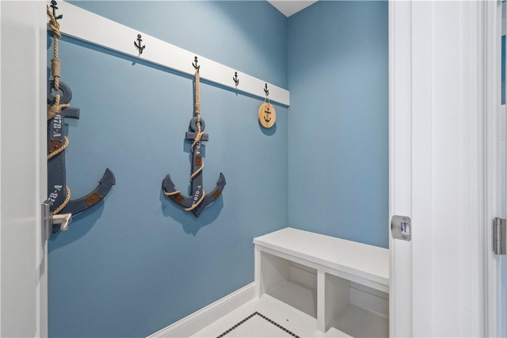 16520 Ballentine Street