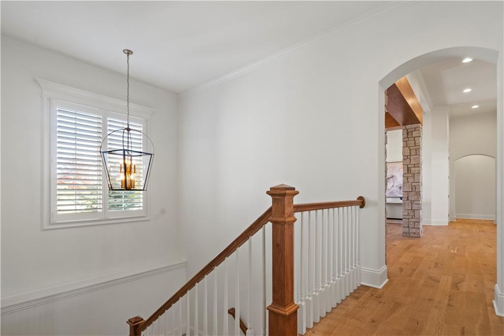 16520 Ballentine Street