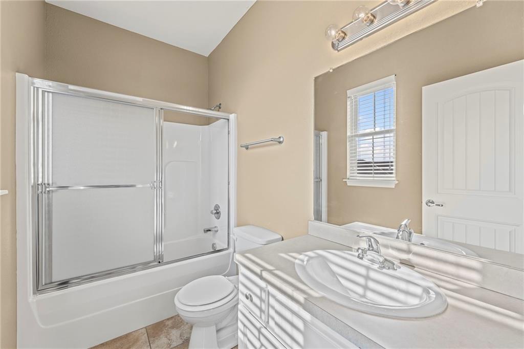 5245 Overland Drive Unit: A16