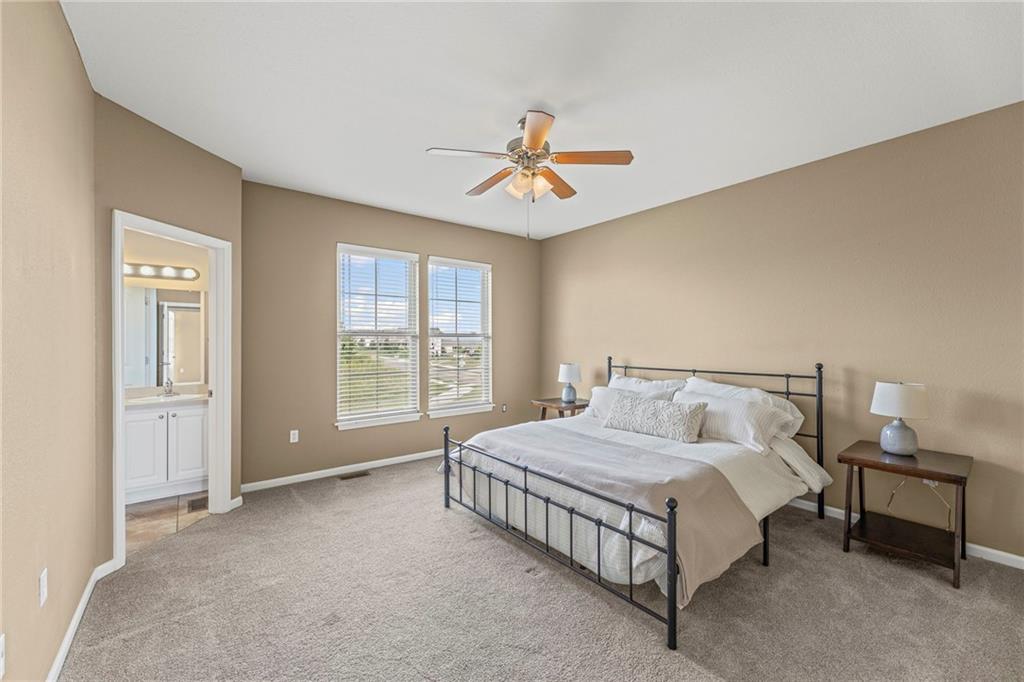 5245 Overland Drive Unit: A16