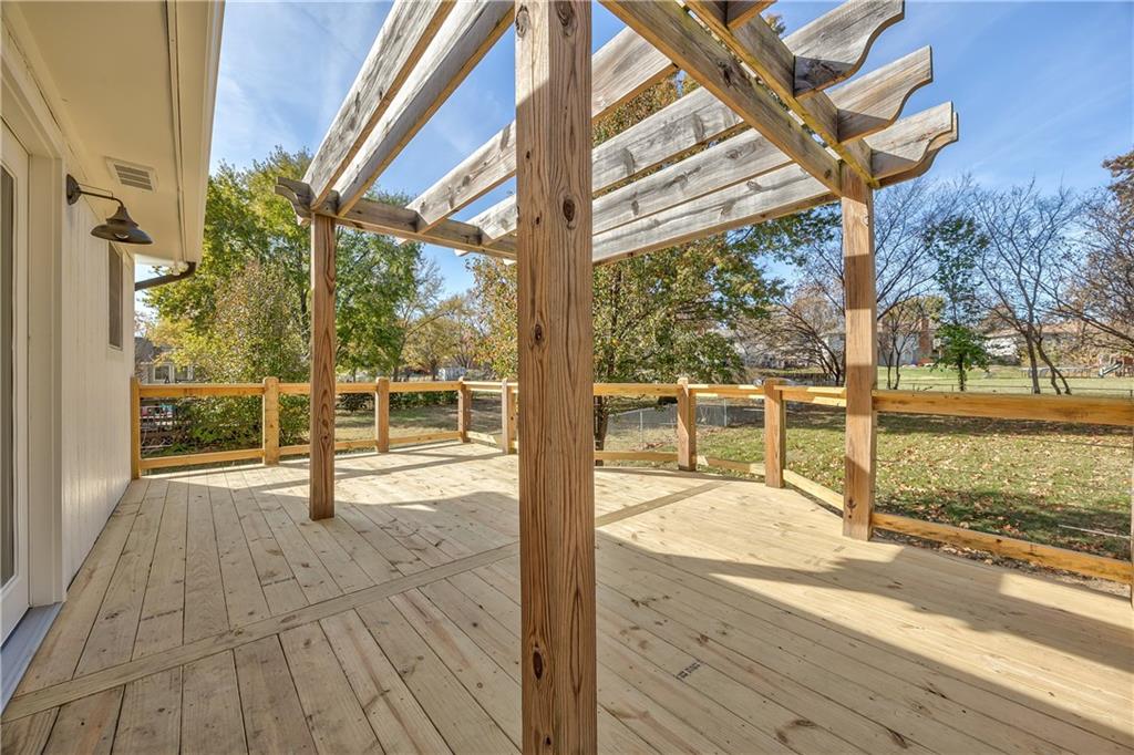 16318 W 124th Street