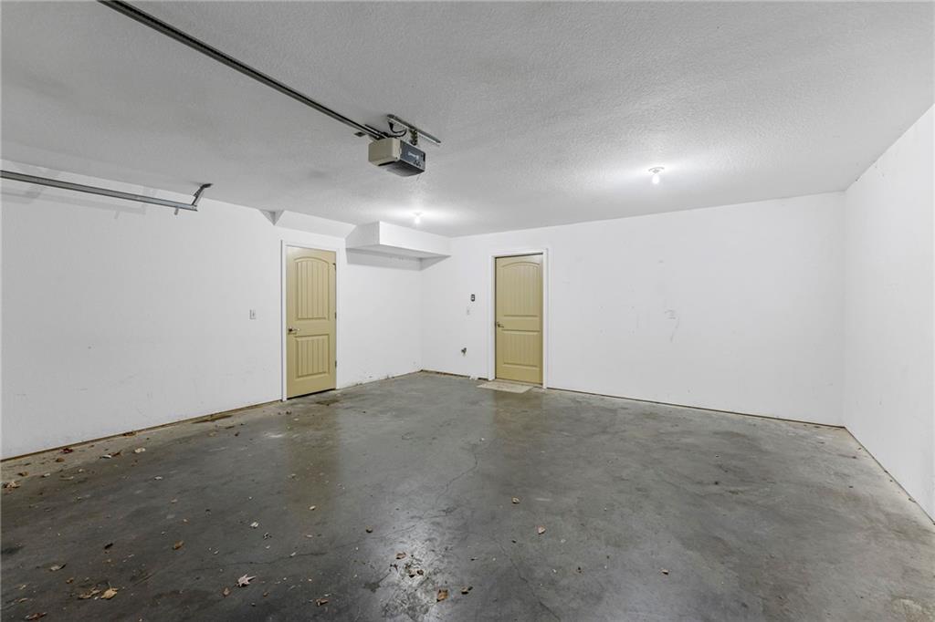 5245 Overland Drive Unit: C12