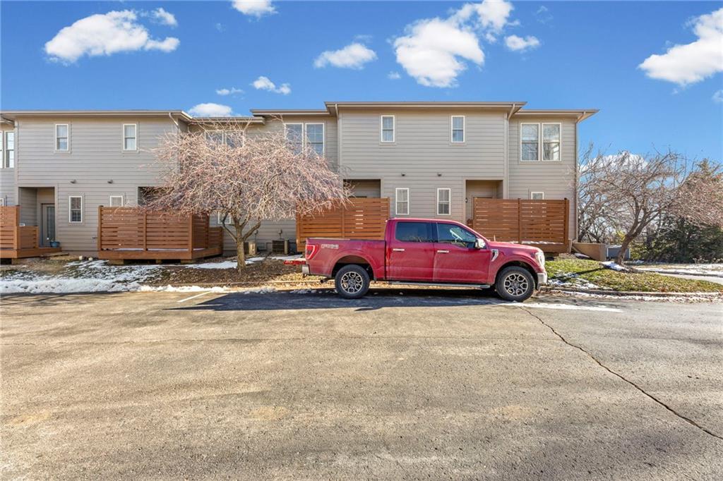 5245 Overland Drive Unit: C12