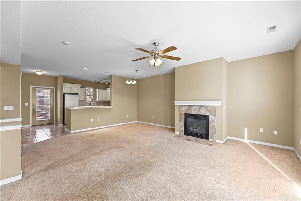 5245 Overland Drive Unit: C12