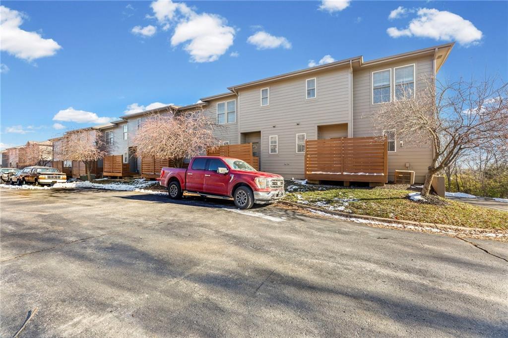 5245 Overland Drive Unit: C12