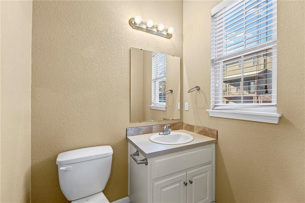 5245 Overland Drive Unit: C12