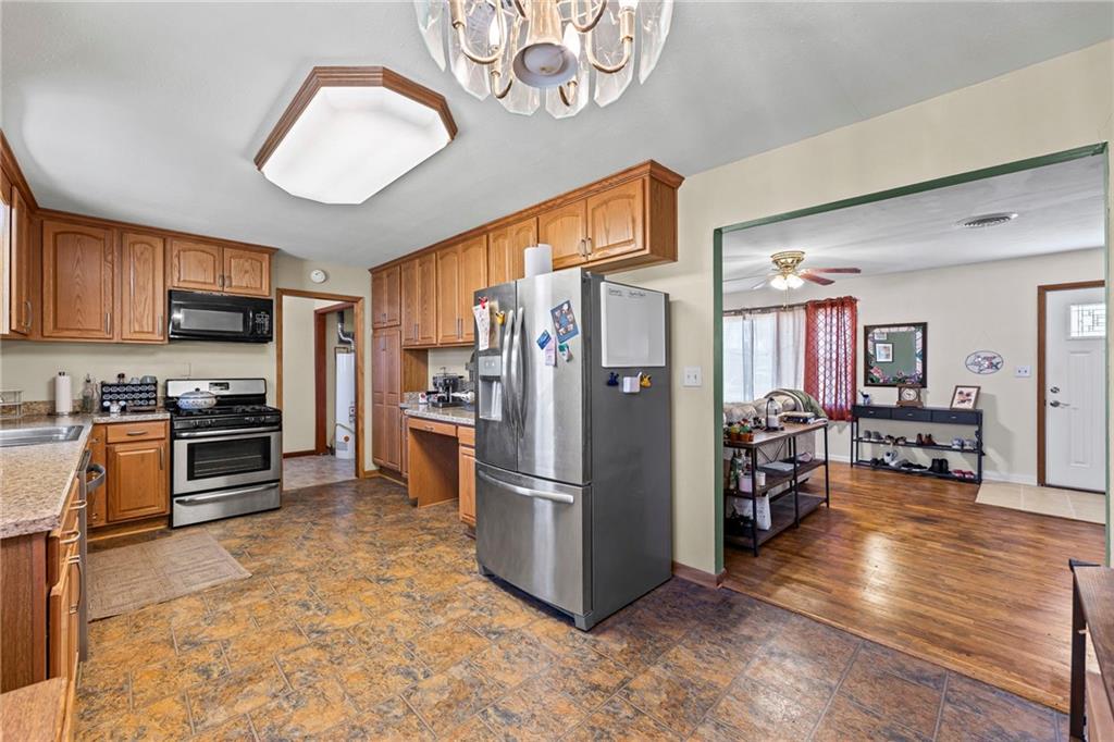 1411 S Willow Street