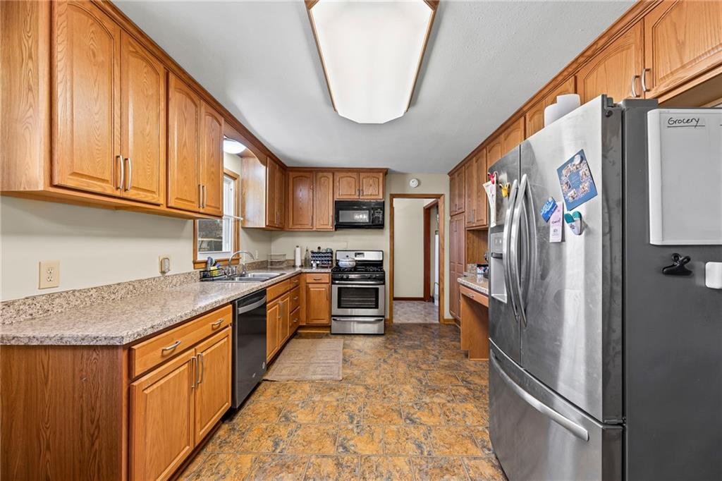 1411 S Willow Street