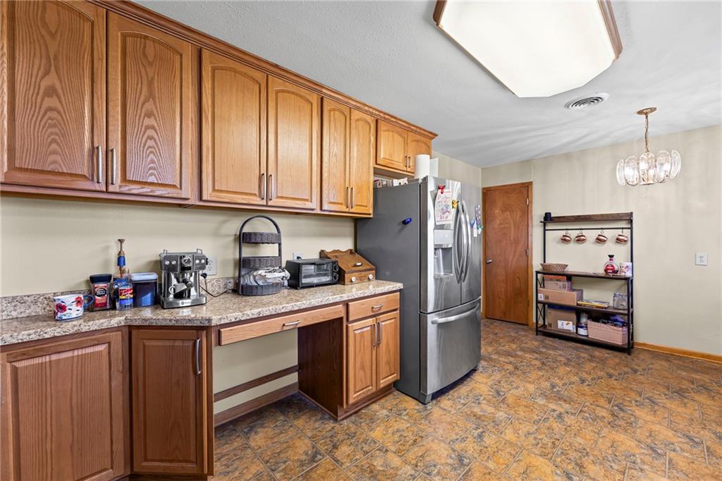 1411 S Willow Street