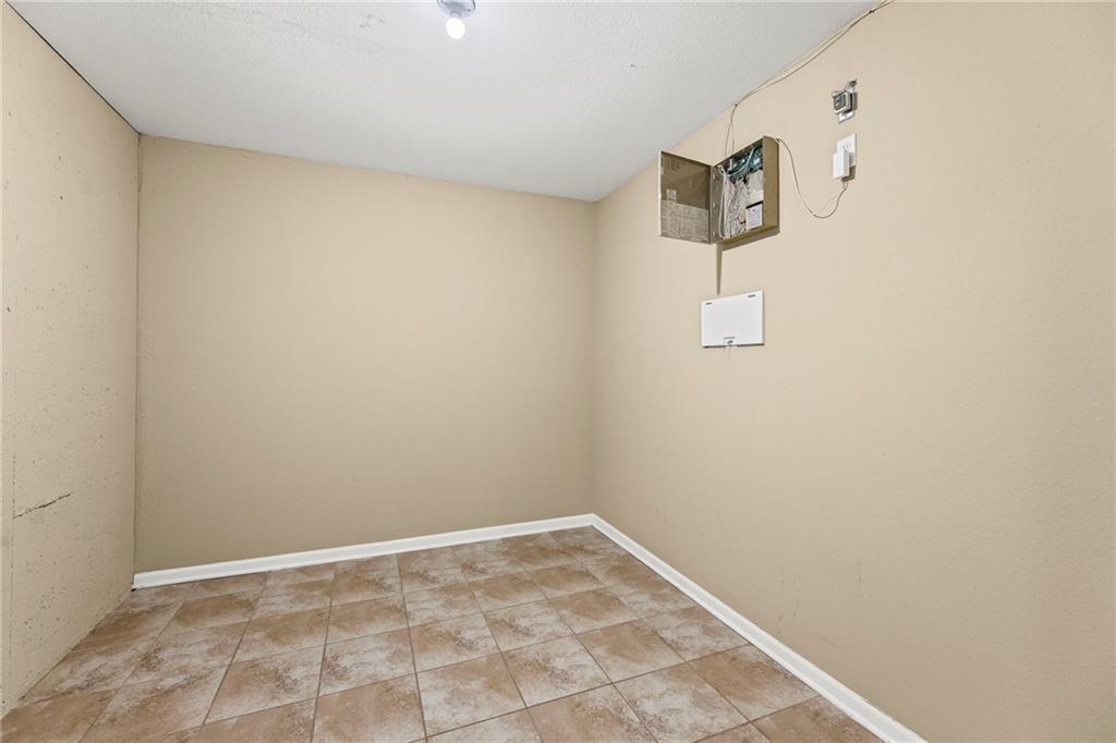 5245 Overland Drive Unit: A15