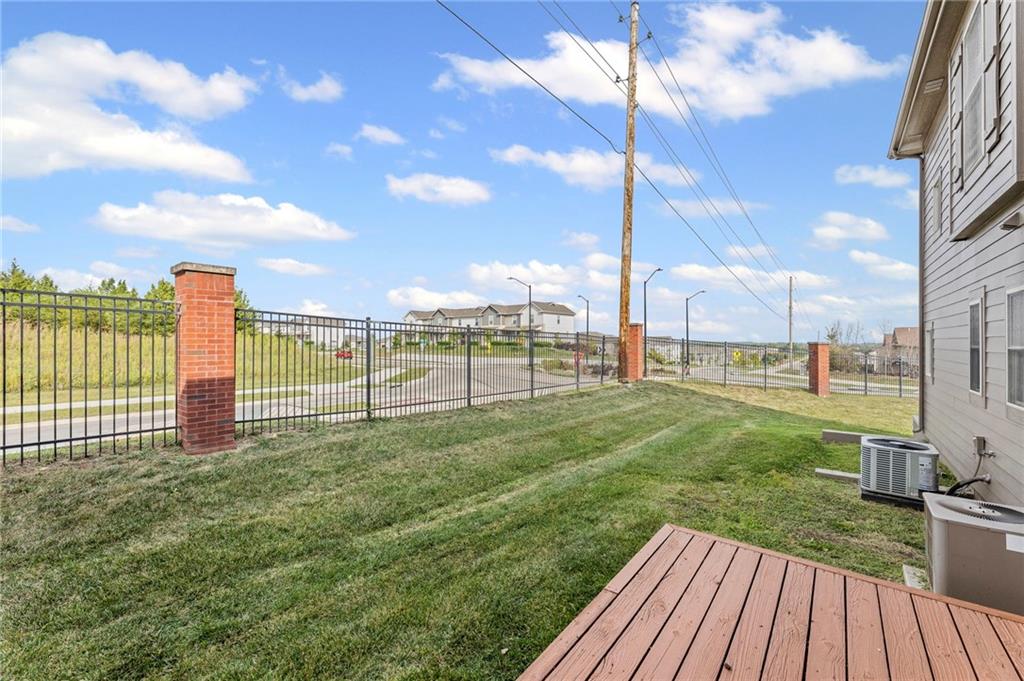 5245 Overland Drive Unit: A15