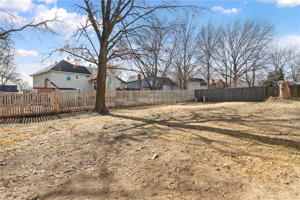 1421 E Stagecoach Drive