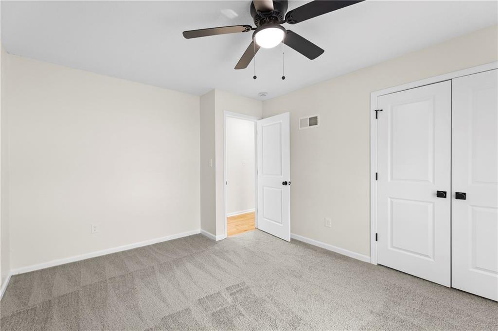 1421 E Stagecoach Drive