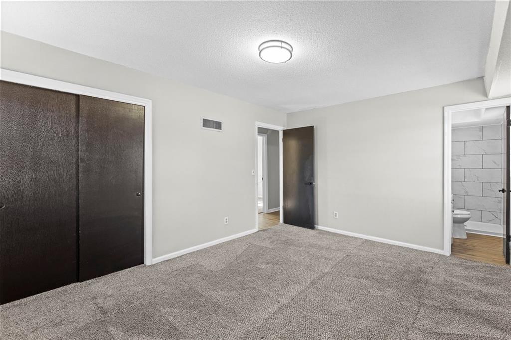 11812 E 56th Terrace