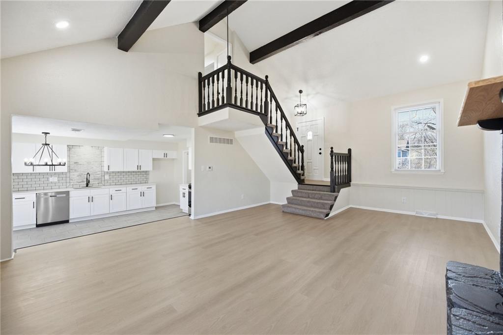 7918 Southview Drive