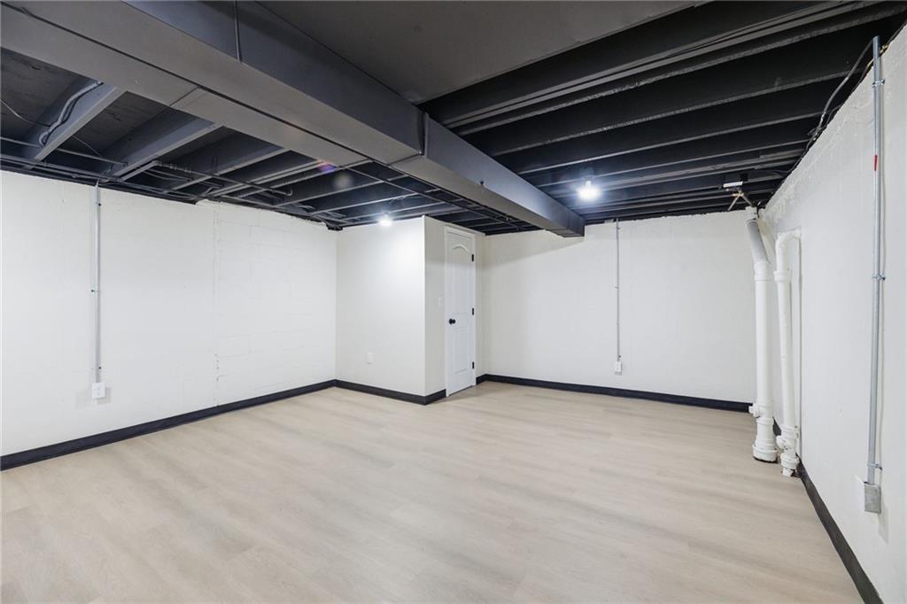 7918 Southview Drive