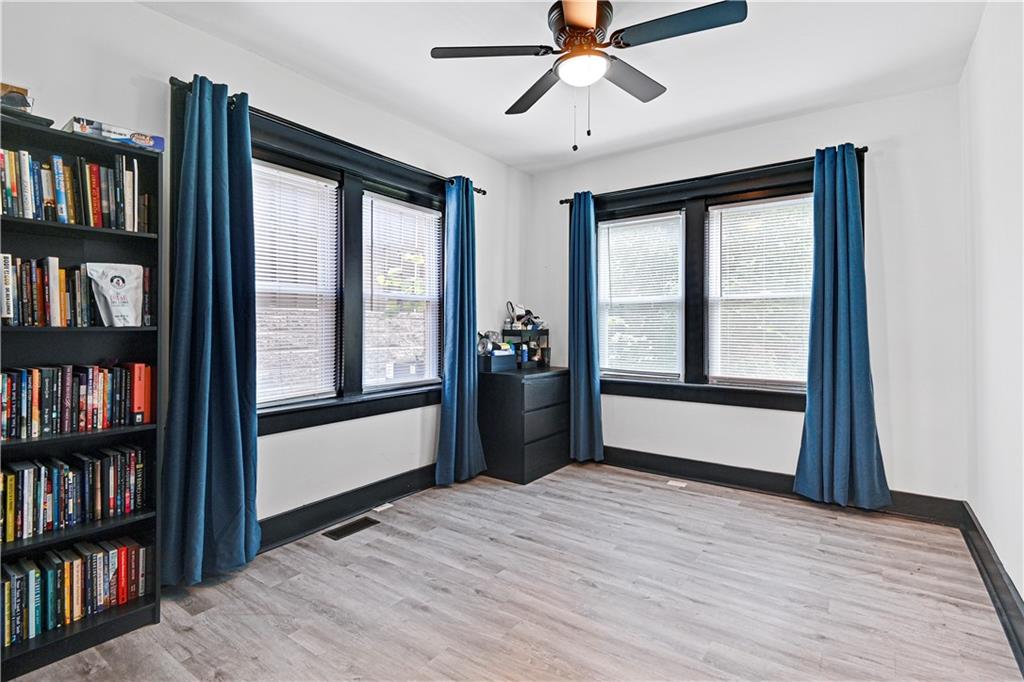 4311 Mercier Street Unit: 1N