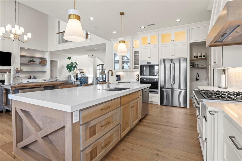 16704 Earnshaw Street