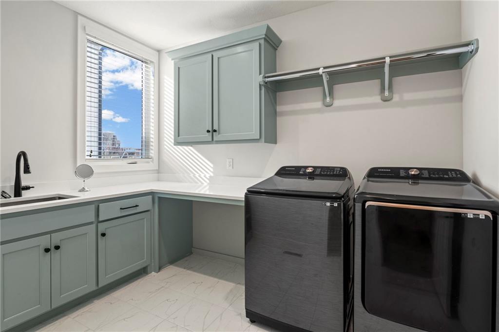 16704 Earnshaw Street