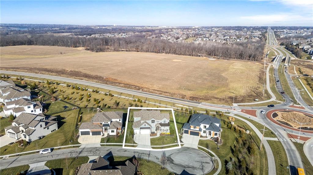 16704 Earnshaw Street