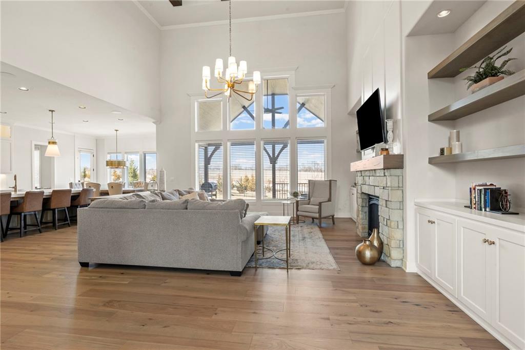 16704 Earnshaw Street