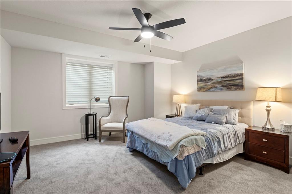 16704 Earnshaw Street