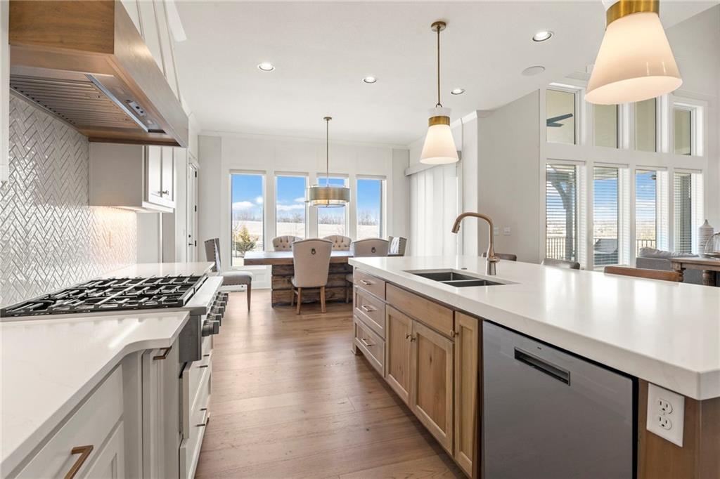 16704 Earnshaw Street