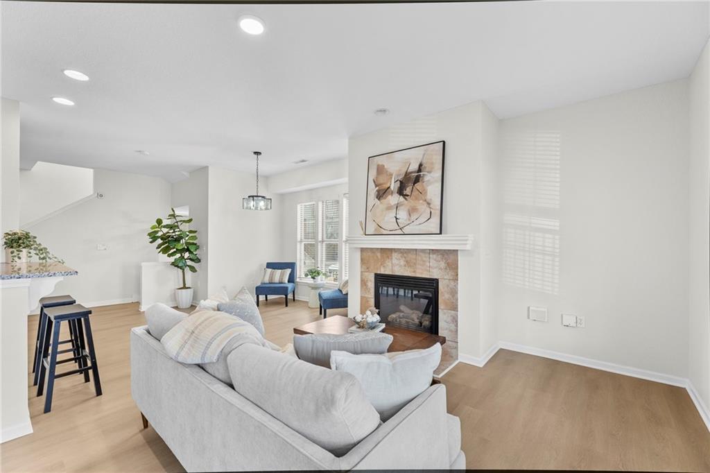 5245 Overland Drive Unit: C7