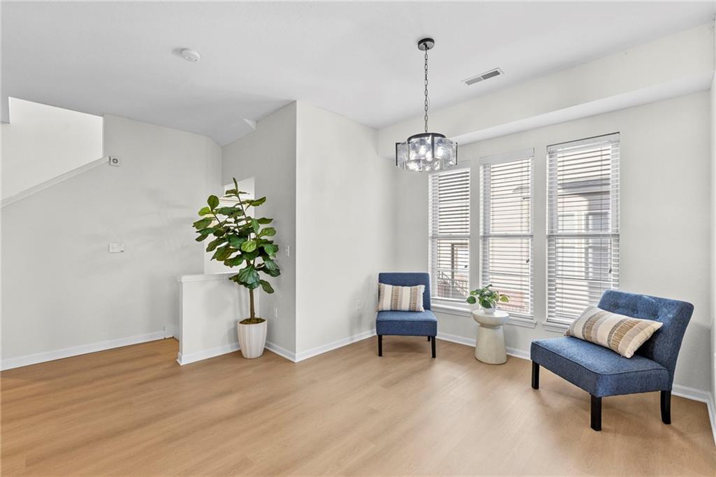 5245 Overland Drive Unit: C7