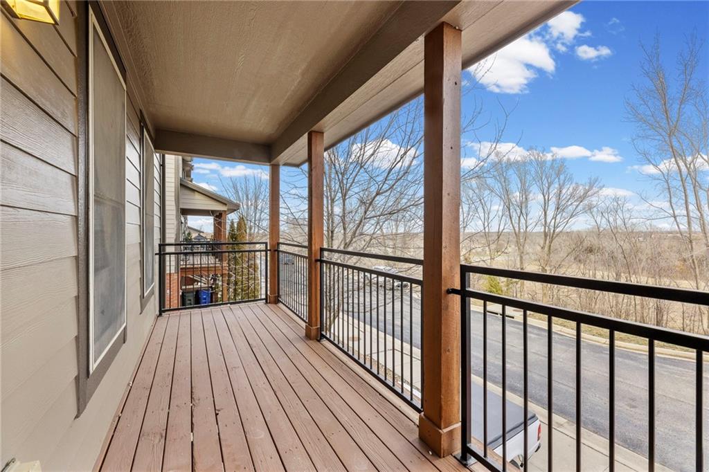 5245 Overland Drive Unit: C7