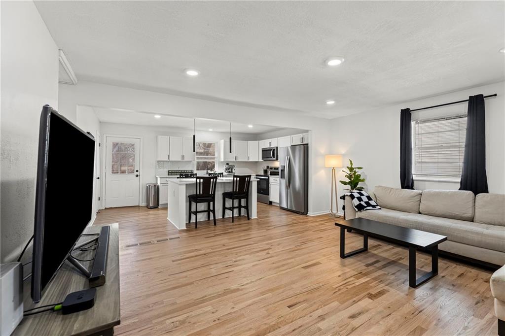 613 N Lincoln Street