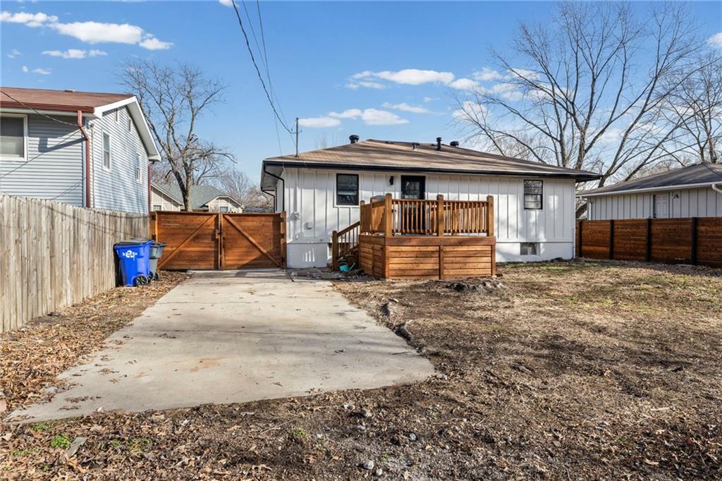 613 N Lincoln Street