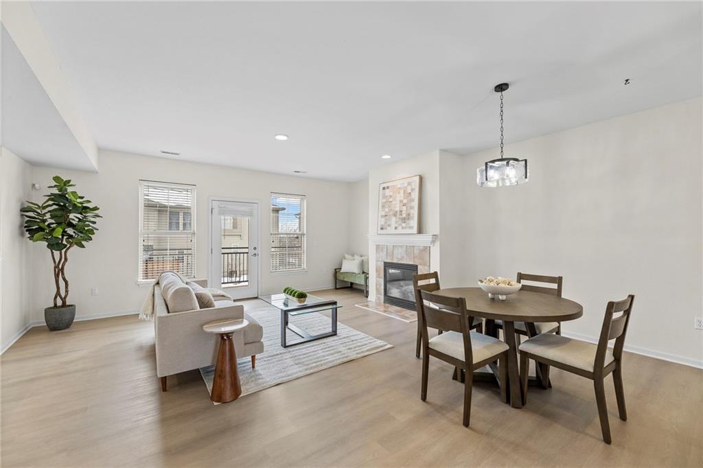 5245 Overland Drive Unit: B23