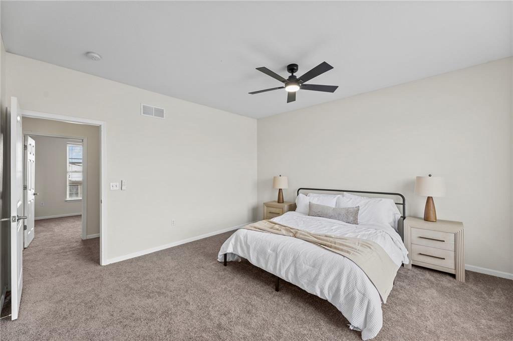 5245 Overland Drive Unit: B23