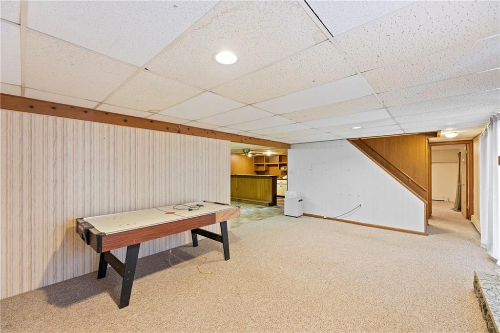 6127, 6129 and lot Pflumm Road