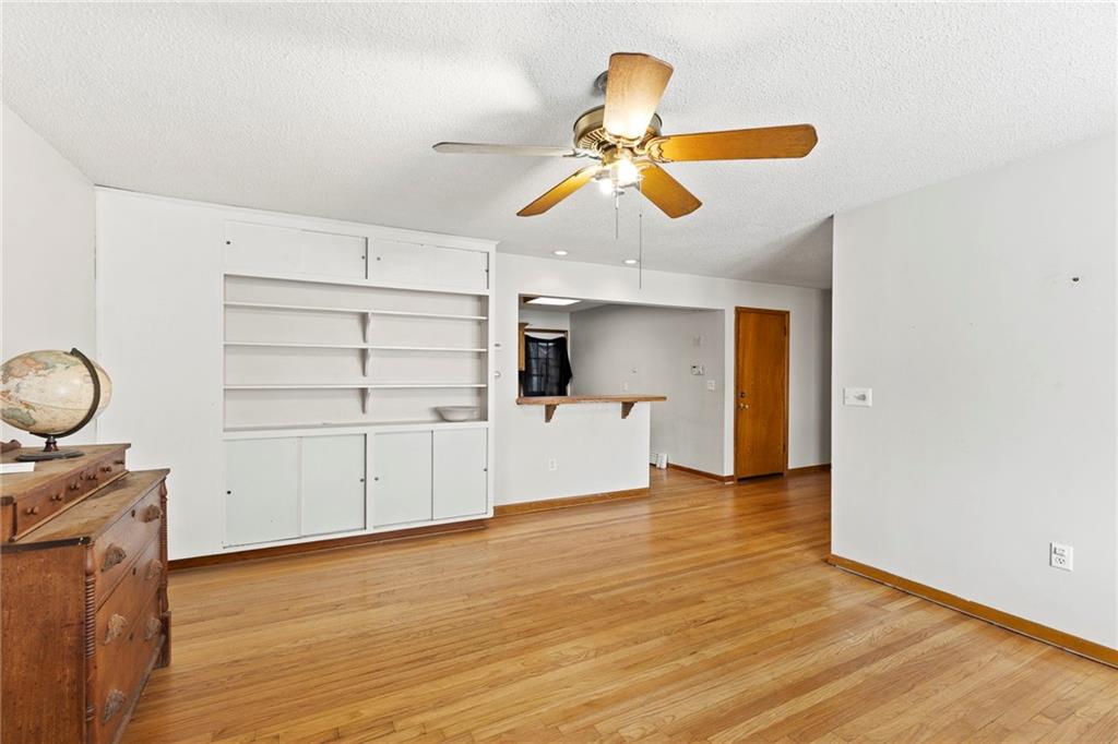 6127, 6129 and lot Pflumm Road