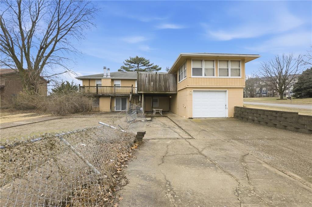 6127, 6129 and lot Pflumm Road