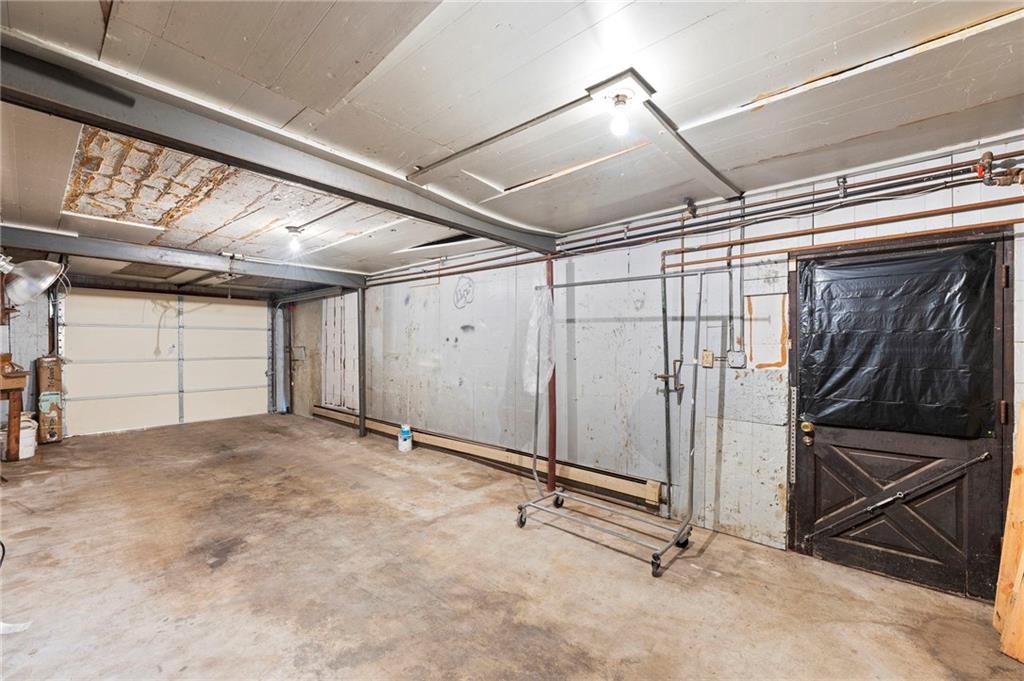 6127, 6129 and lot Pflumm Road