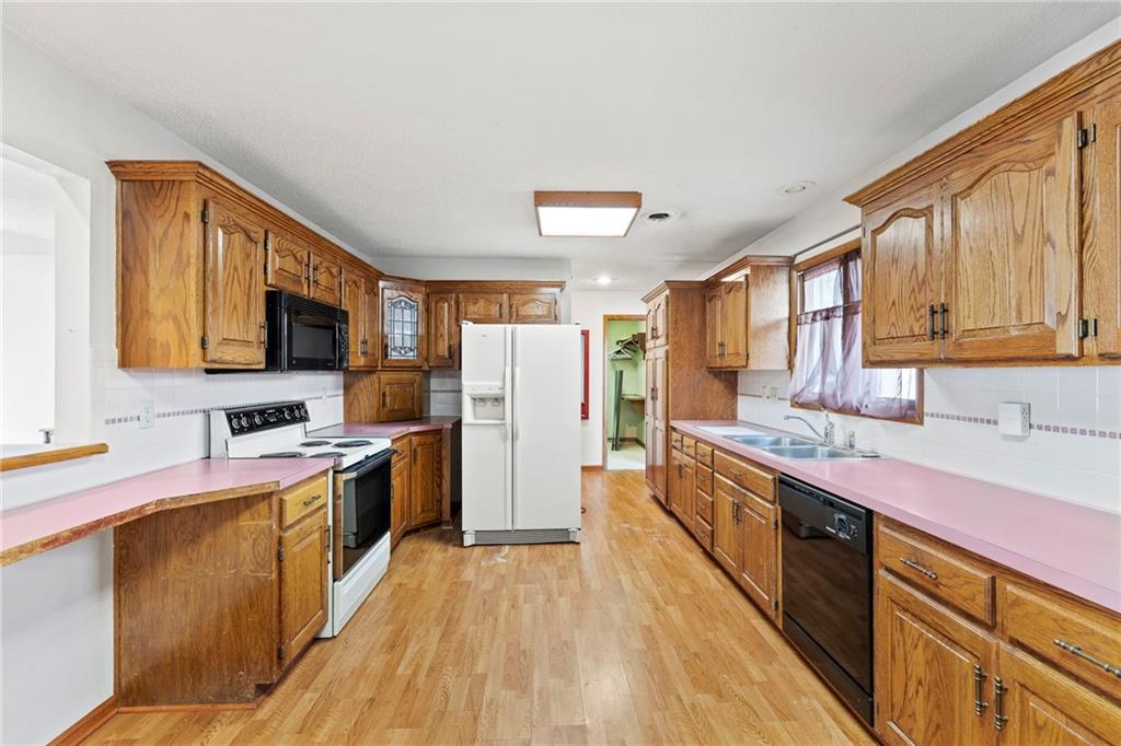 6127, 6129 and lot Pflumm Road