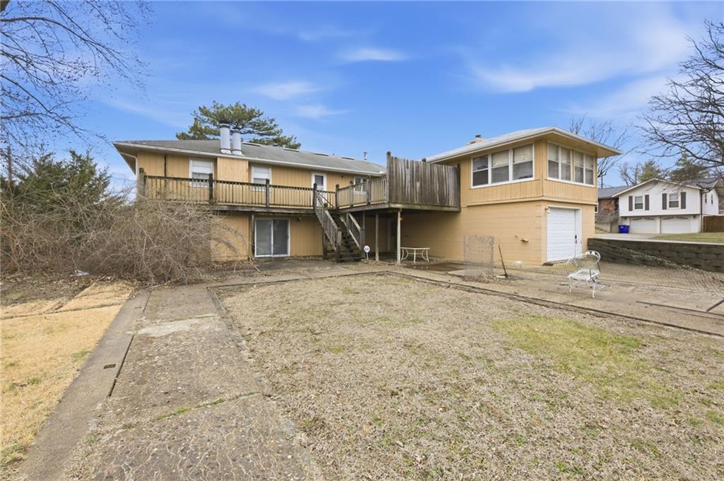 6127, 6129 and lot Pflumm Road