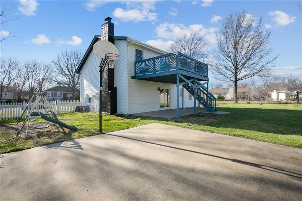 15207 S NAVAHO Drive