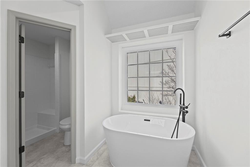 11405 S Hunter Drive