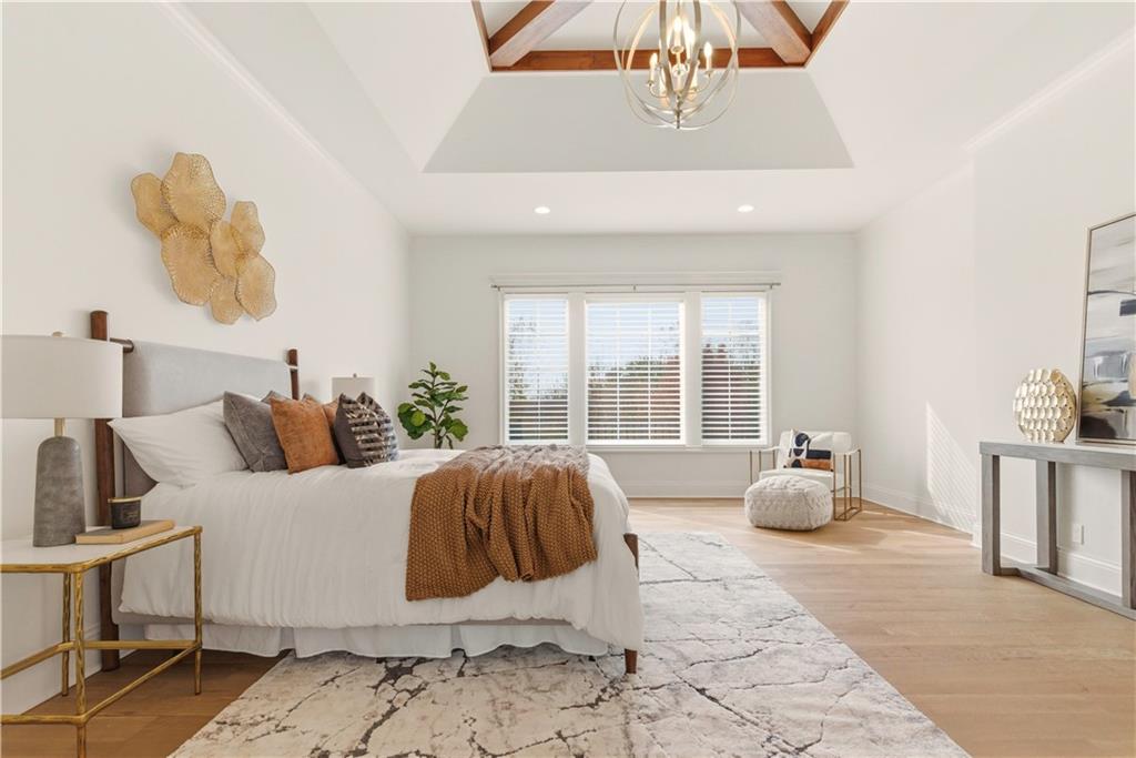 16520 Ballentine Street